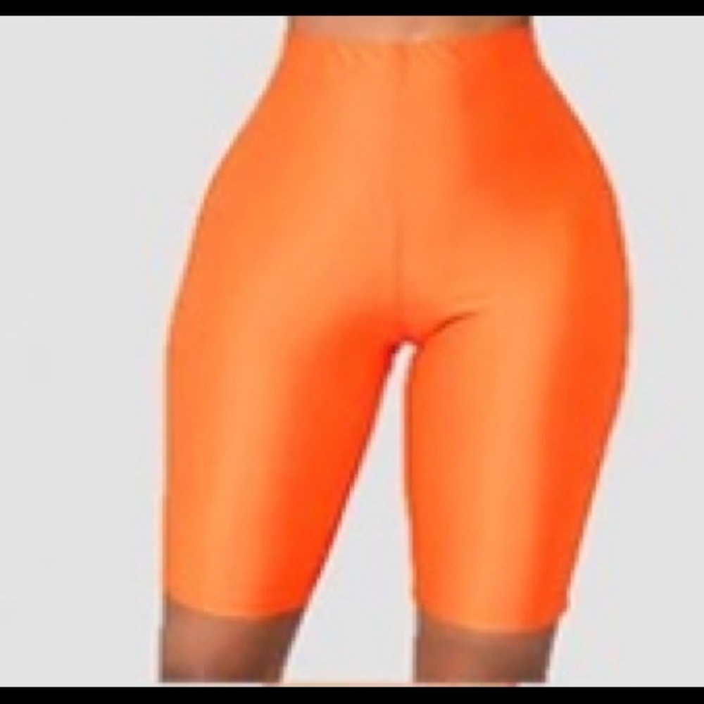 High Rise Biker Shorts - Picture 6 of 8